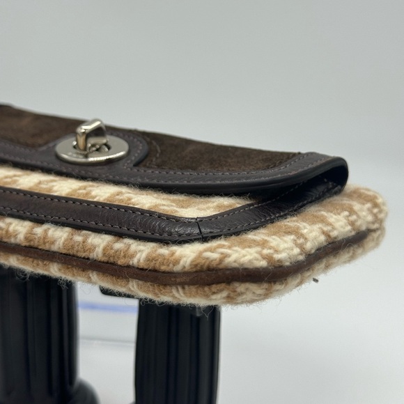 COACH HERRINGBONE TWEED & SUEDE WRISTLET - Picture 3 of 10